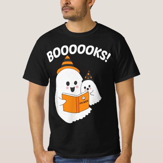 Funny Teacher Halloween Ghost booooooks boo read b Tシャツ (正面)