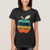 Funny Team 2nd Grade Apple Back To School Kids Tea Tシャツ (正面)