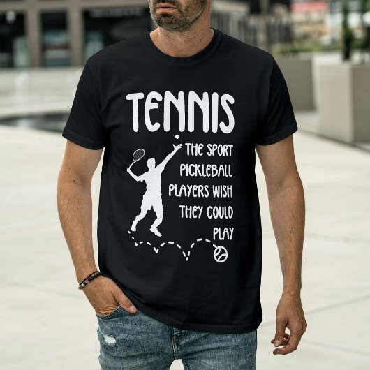 Funny Tennis vs Pickleball Tennis Player Serving  Tシャツ