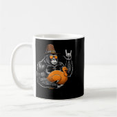 Funny Thanksgiving Gorilla Holding Turkey Lgrim Ha コーヒーマグカップ (左)