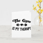 Funny The Gym Is My Therapy Motivational Fitness L カード (黄色い花)