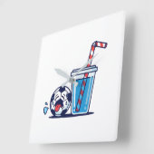 Funny Thirsty Soccer Ball Needing Cold Water Drink スクエア壁時計 (傾斜)
