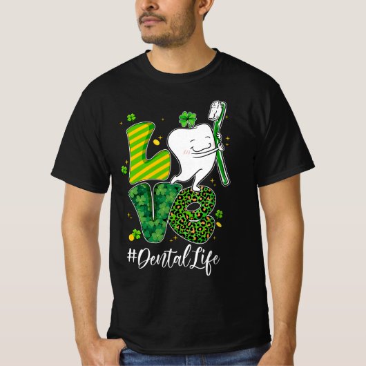 Funny Tooth Leopard Shamrock Dental Dentist St Pat Tシャツ (正面)