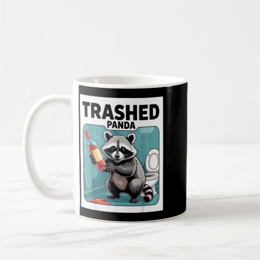 Funny Trashed Panda Raccoon Gets Drunk コーヒーマグカップ (左)