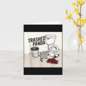 Funny Trashed Panda Racoon Gets Drunk  カード (黄色い花)