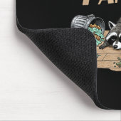 Funny Trashed Panda Racoon Gets Drunk Racoon Meme  マウスパッド (コーナー)