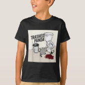 Funny Trashed Panda Racoon Gets Drunk  Tシャツ (正面)