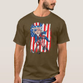 Funny Uncle Sam Playing Ice Hockey American Flag Tシャツ (正面)