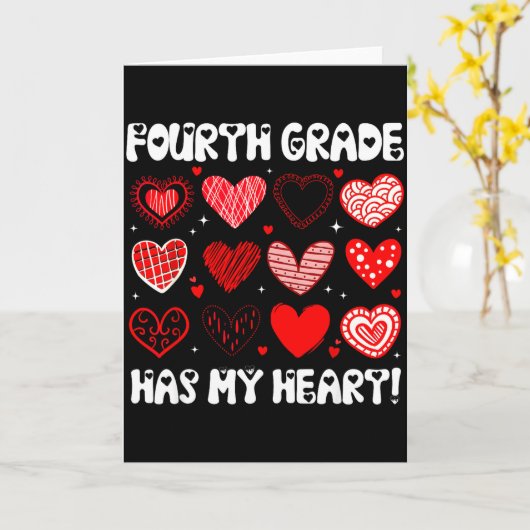 Funny Valentine Teacher Fourth Grade Has My Heart  カード (黄色い花)