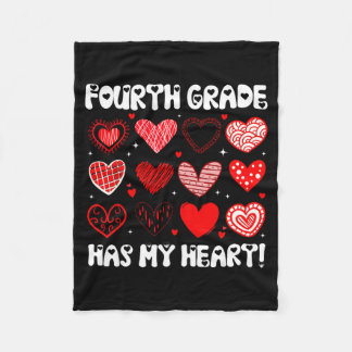 Funny Valentine Teacher Fourth Grade Has My Heart  フリースブランケット