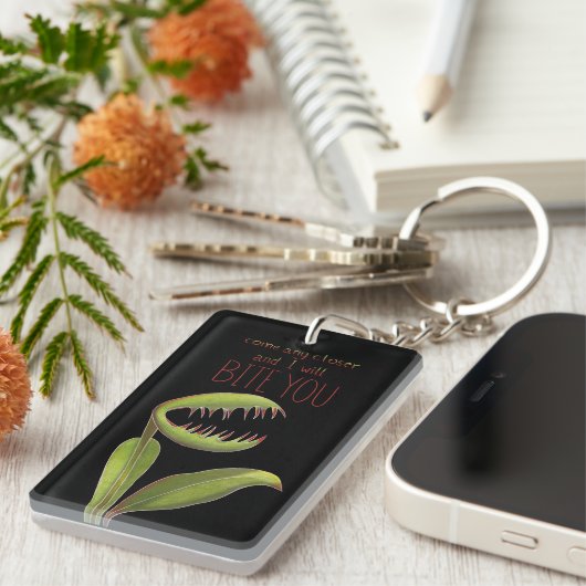 Funny Venus Flytrap with Warning Message キーホルダー (正面右)