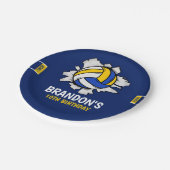 Funny Volleyball Boy Birthday ペーパープレート (アングル)