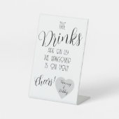 Funny Wedding Bar Sign – “The Drinks Are On Us”  台座サイン (正面)