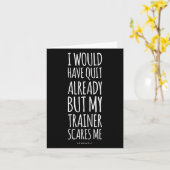 Funny Workout S_ My Trainer Scares Me Funny Gym Sh カード (黄色い花)