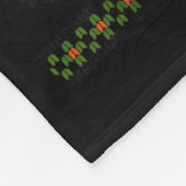 Funny Xmas Black Cat Pushing Christmas Tree Over C フリースブランケット (角)