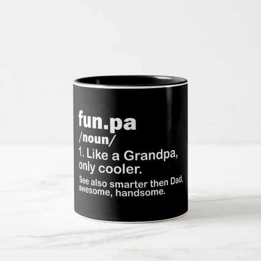 Funpa/おもしろいGrandpaの定義 ツートーンマグカップ (中央)