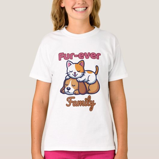 Fur‑ever Family - Adorable Cat & Dog Design Tシャツ (正面)