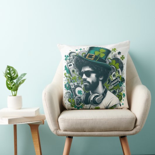 Furbabings Art - St. Patrick's DJ 🎧☘️🐾 クッション (椅子)