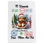 Furry Friend Sips Cocoa by Tree ミディアムペーパーバッグ (正面)