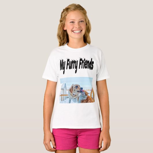 Furry Friendsの猫と犬の写真 Tシャツ (正面フル)