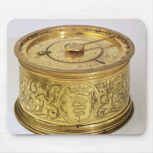fusee 1525年が付いている最初の春によって運転される時計 マウスパッド (正面)