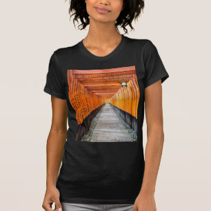 Fushimi Inariの神社、京都 Tシャツ
