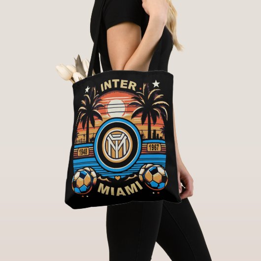 Futbol Vibes on the Go: Inter Miami FC Black Women トートバッグ (クローズアップ)