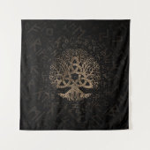 FutharkパターンのTriquetraの生命の樹 タペストリー (正面)