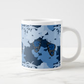 Fütternd Monarchschmetterling in Blau ジャンボコーヒーマグカップ (右)
