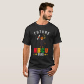 Future HBCU Grad Graduate Afro Black Girl College  Tシャツ (正面フル)