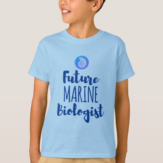 Future Marine biologist – 貝殻 Tシャツ (正面)