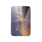 Futuristic Sci-Fi City Reflected In Desert Sands バスマット (正面縦)