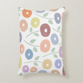 Fuzzy Flower Lg Pattern Pastels on White アクセントクッション (正面(垂直))