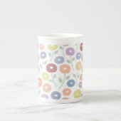 Fuzzy Flower Pattern Pastels on White ボーンチャイナマグカップ (正面)