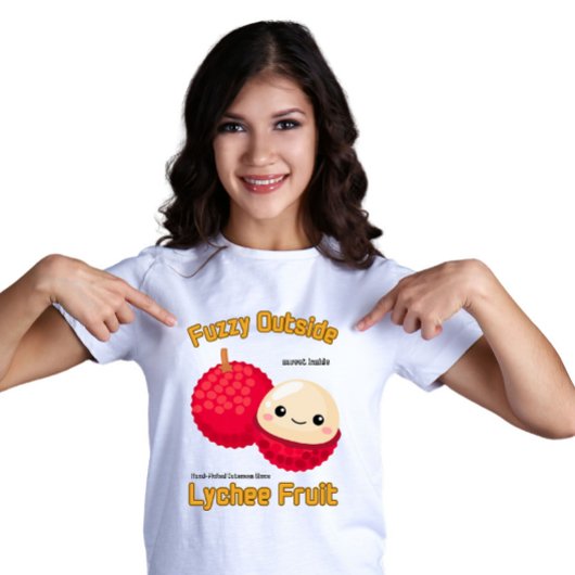 Fuzzy Juicy Lychee Fruit Label Tシャツ