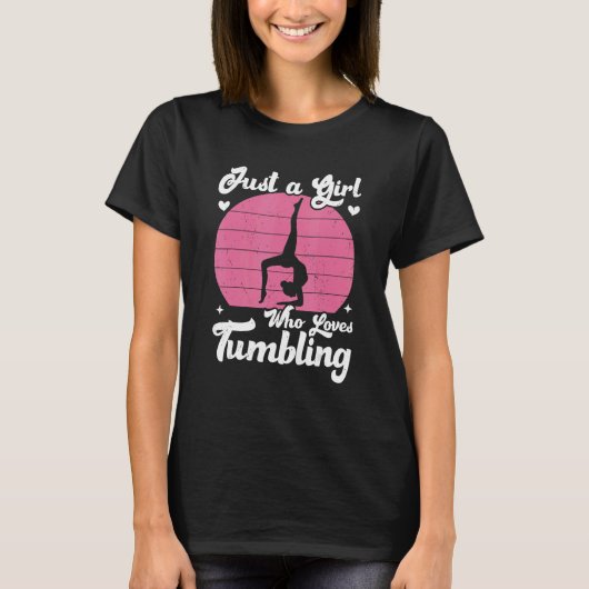 G車を転がるのが大好きな女の子 Tシャツ (正面)
