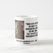 G.K. Chestertonの退屈な従がう無関心 コーヒーマグカップ (中央)