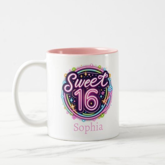 Galactic Sweet 16 – カスタマイズ可能な誕生日 ツートーンマグカップ (左)