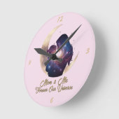 Galaxy Mama & Child Silhouette Moon Art ラウンド壁時計 (傾斜)