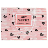 Galentine Gift Bag Pink Black Hearts Love Letterin ラージペーパーバッグ (裏面)