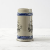 Galleonの74攻撃のスケッチヴィンテージの海賊 ビールジョッキ (中央)