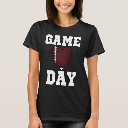 GAME DAY AMERICAN FOOTBALL HEART SPORT LOVING FANS Tシャツ (正面)
