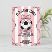 Game Day Girl Soccer Pink Bow 招待状 (スタンド正面)