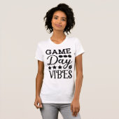 Game Day Vibes American Football Sports  Tシャツ (正面フル)