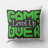 Game Over, Level Up: Pixelated Retro Game World クッション (裏面)