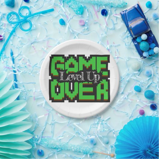 Game Over, Level Up: Pixelated Retro Game World ペーパープレート (パーティー)