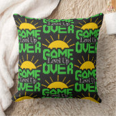 Game Over, Level Up: Retro Pixel Block Adventure クッション (ブランケット)