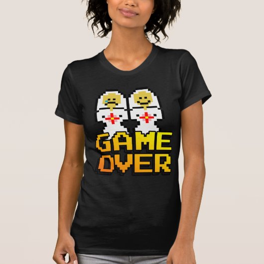 Game Over Marriage （レズビアン、8ビット） Tシャツ (正面)