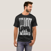 Gamer 4th Of July Freedom Unlocked Video Games Boy Tシャツ (正面フル)