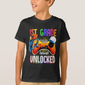 Gamer Ck To School Gamepad 1st First Grade Level U Tシャツ (正面)